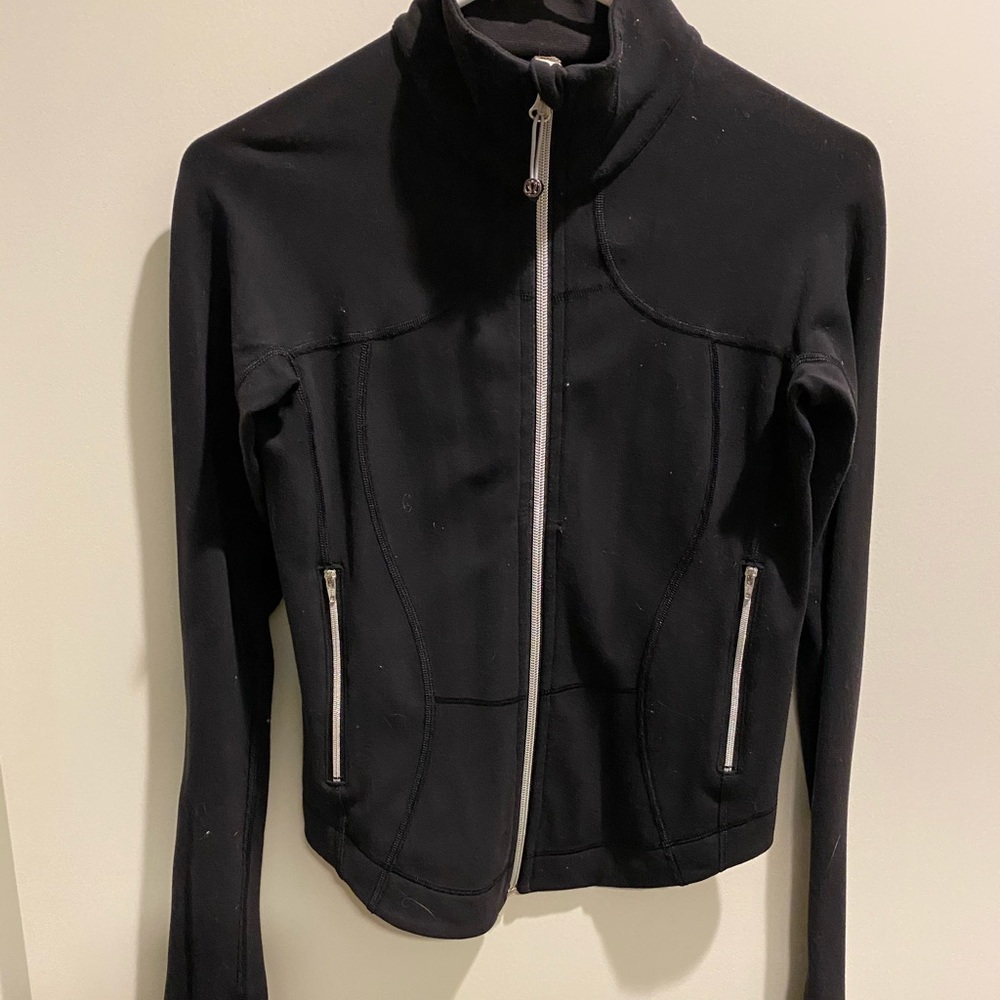 Lululemon jacket size 4 great used condition